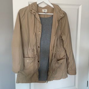 Super Cute Lightweight/ Rain Jacket (soft tshirt fabric on inside)